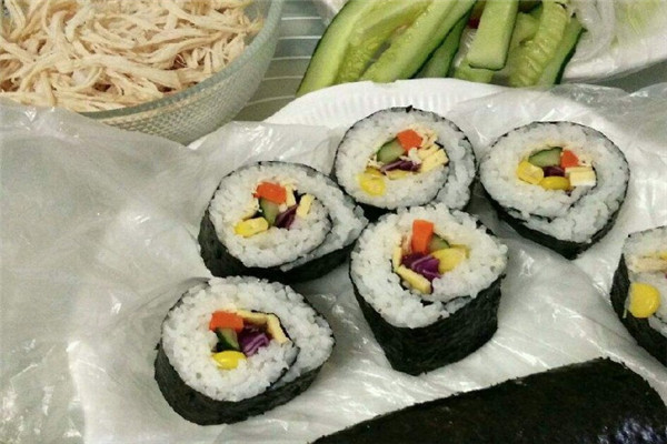 厚作寿司加盟
