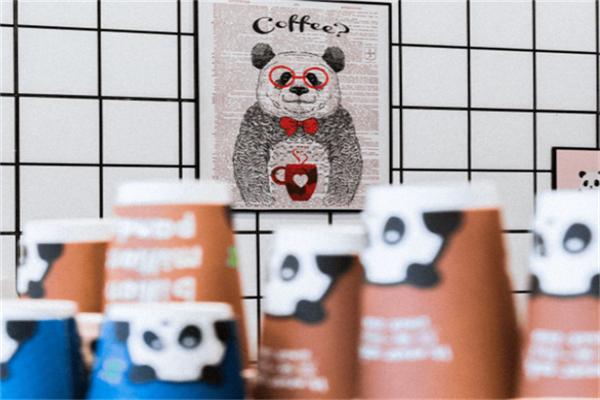 小熊猫奶茶店加盟