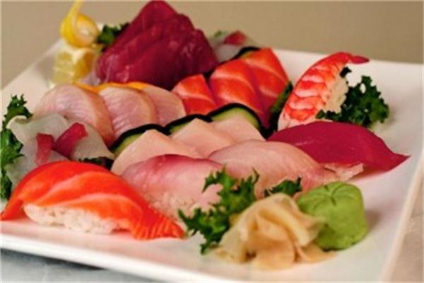 活鳗料理·富鱼寿司加盟